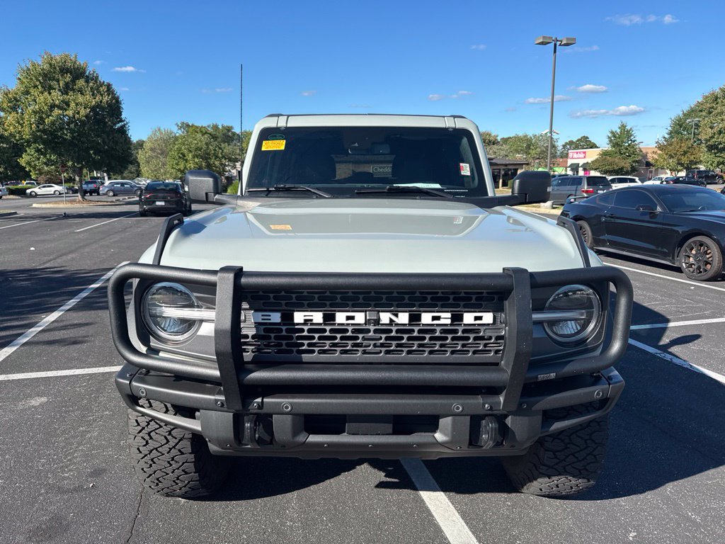 Used 2022 Ford Bronco Badlands AWD/4WD image 3