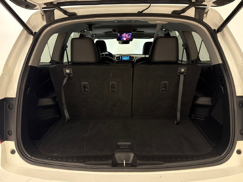 Certified 2022 Honda Pilot Touring image 12