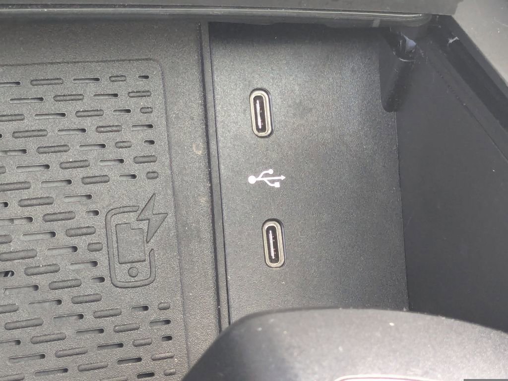 Used 2025 Mercedes-Benz Maybach GLS 600 4MATIC image 8