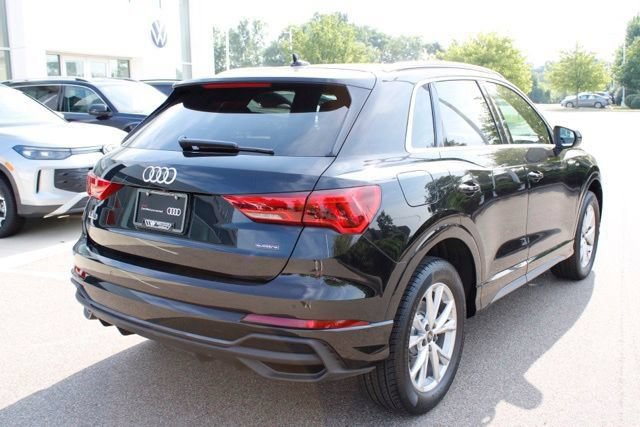 Used 2024 Audi Q3 2.0T Premium Plus AWD/4WD image 3