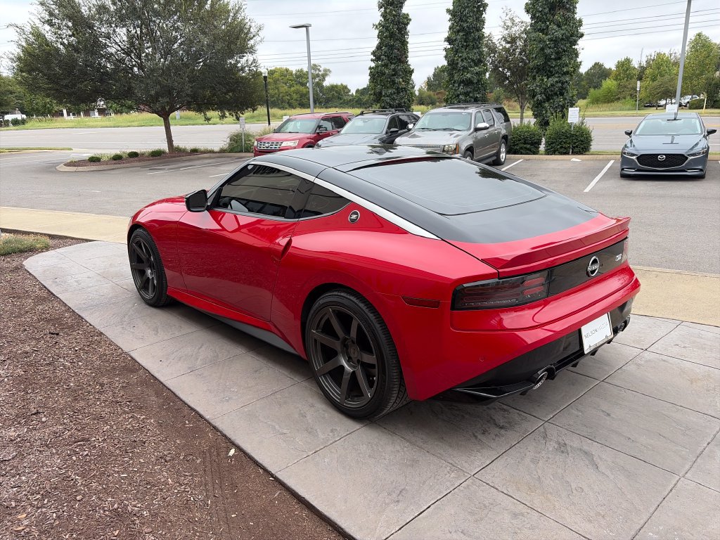 Used 2025 Nissan Z Sport w/ Floor Mat Package RWD image 7