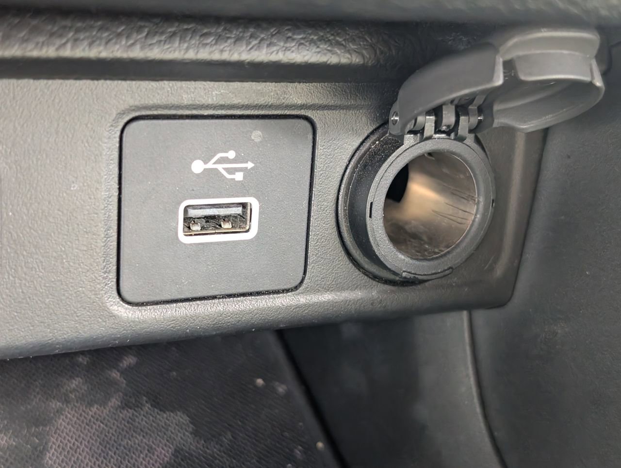 Used 2023 Acura Integra A-Spec image 18