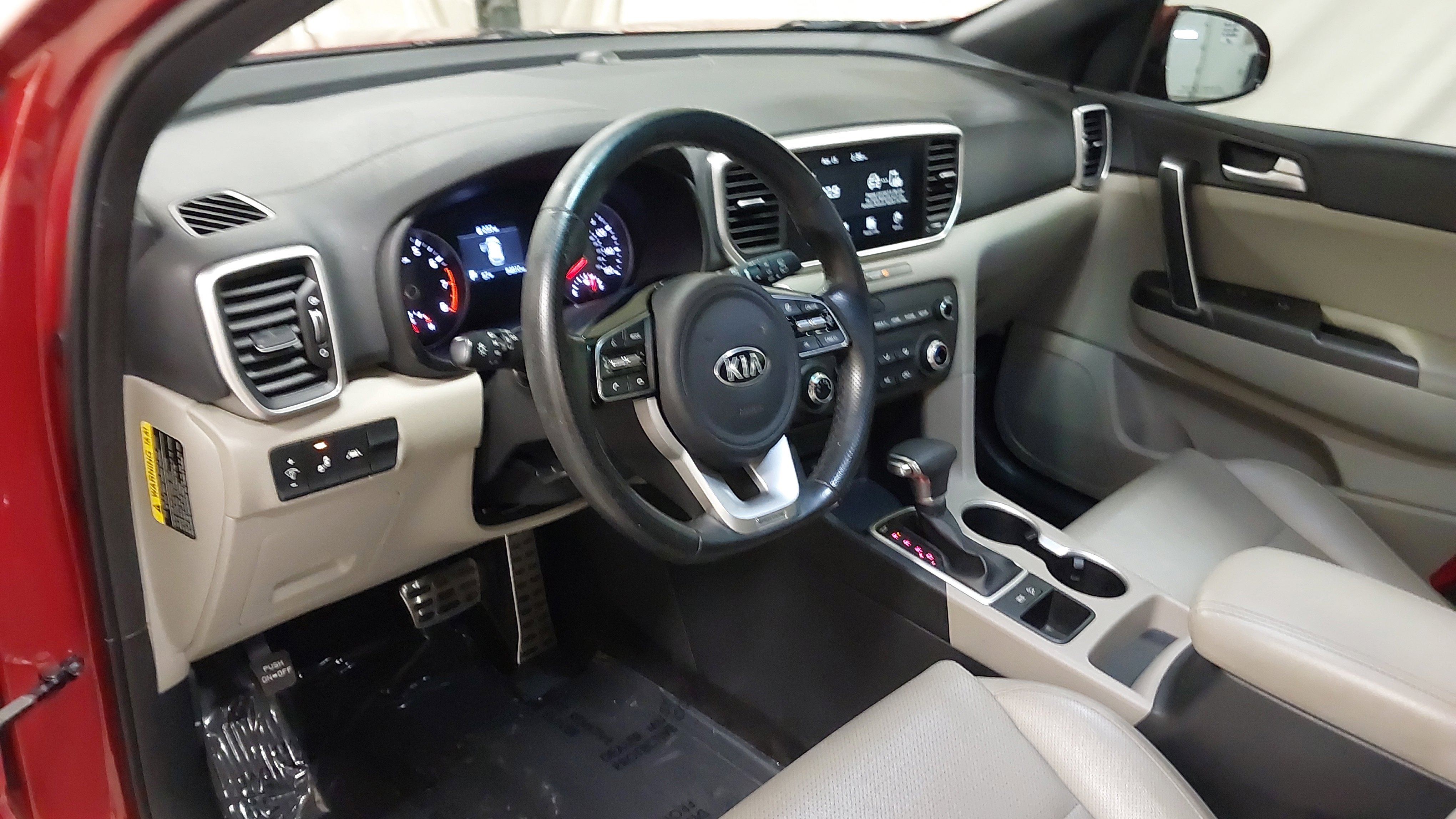 Used 2022 Kia Sportage Nightfall Edition image 17