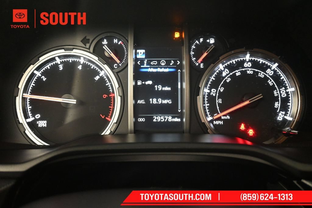 Used 2023 Toyota 4Runner TRD Off-Road AWD/4WD image 12