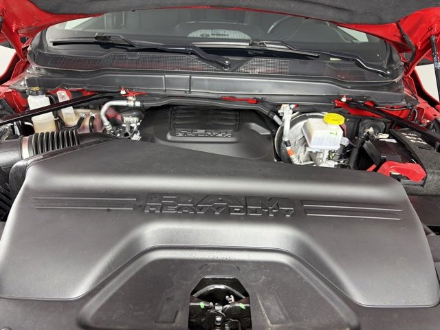 Used 2024 RAM 2500 Big Horn w/ Sport Appearance Package image 9