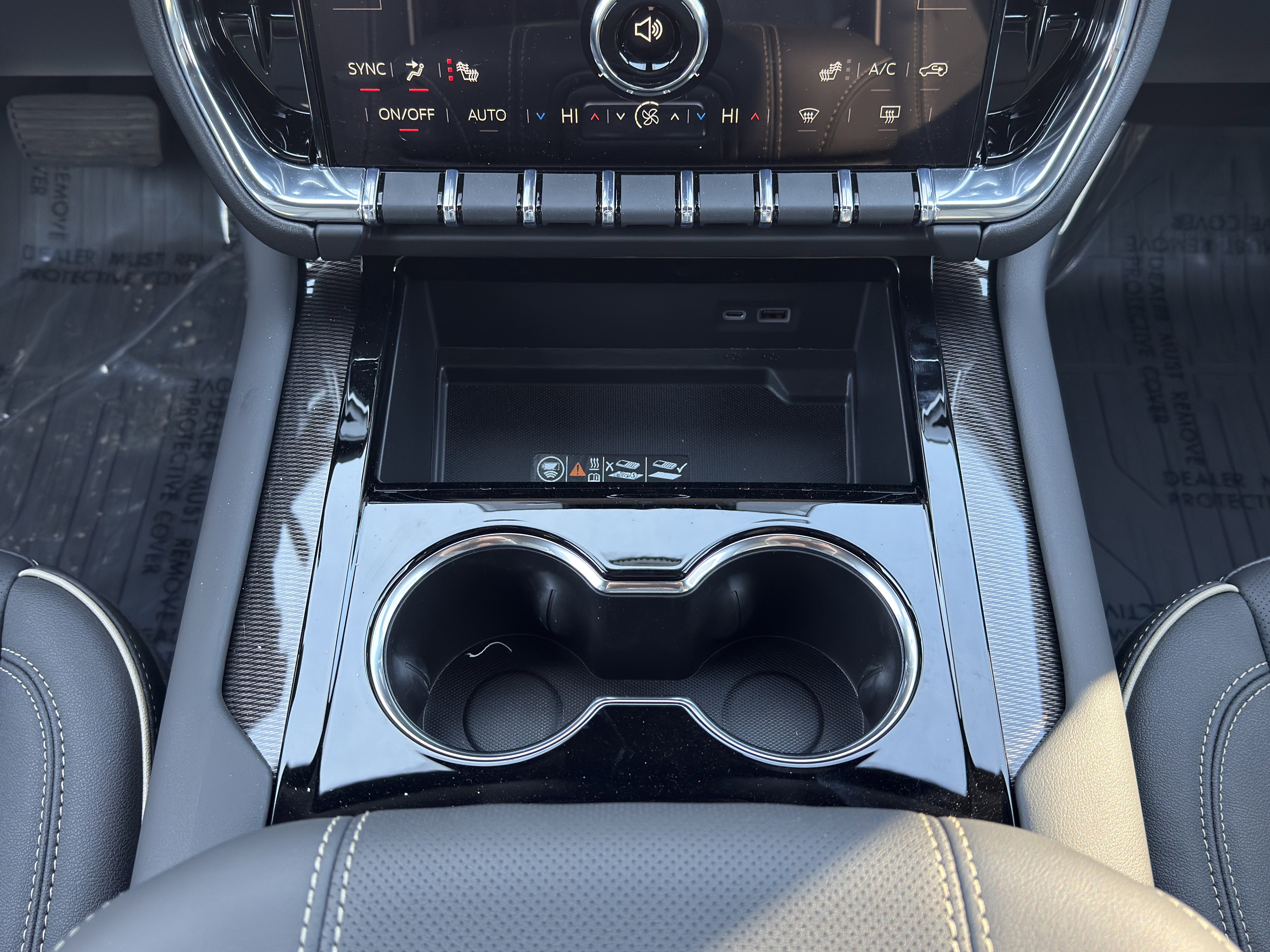 New 2026 GMC Yukon XL Elevation image 24