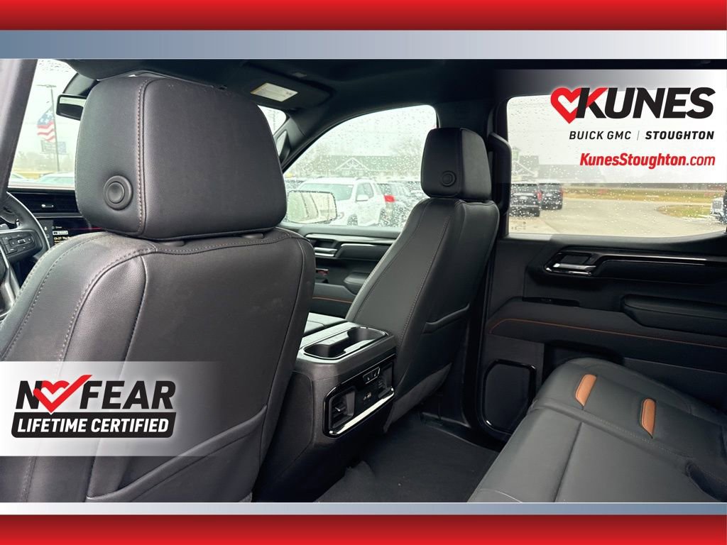 Used 2025 GMC Sierra 1500 AT4 image 35