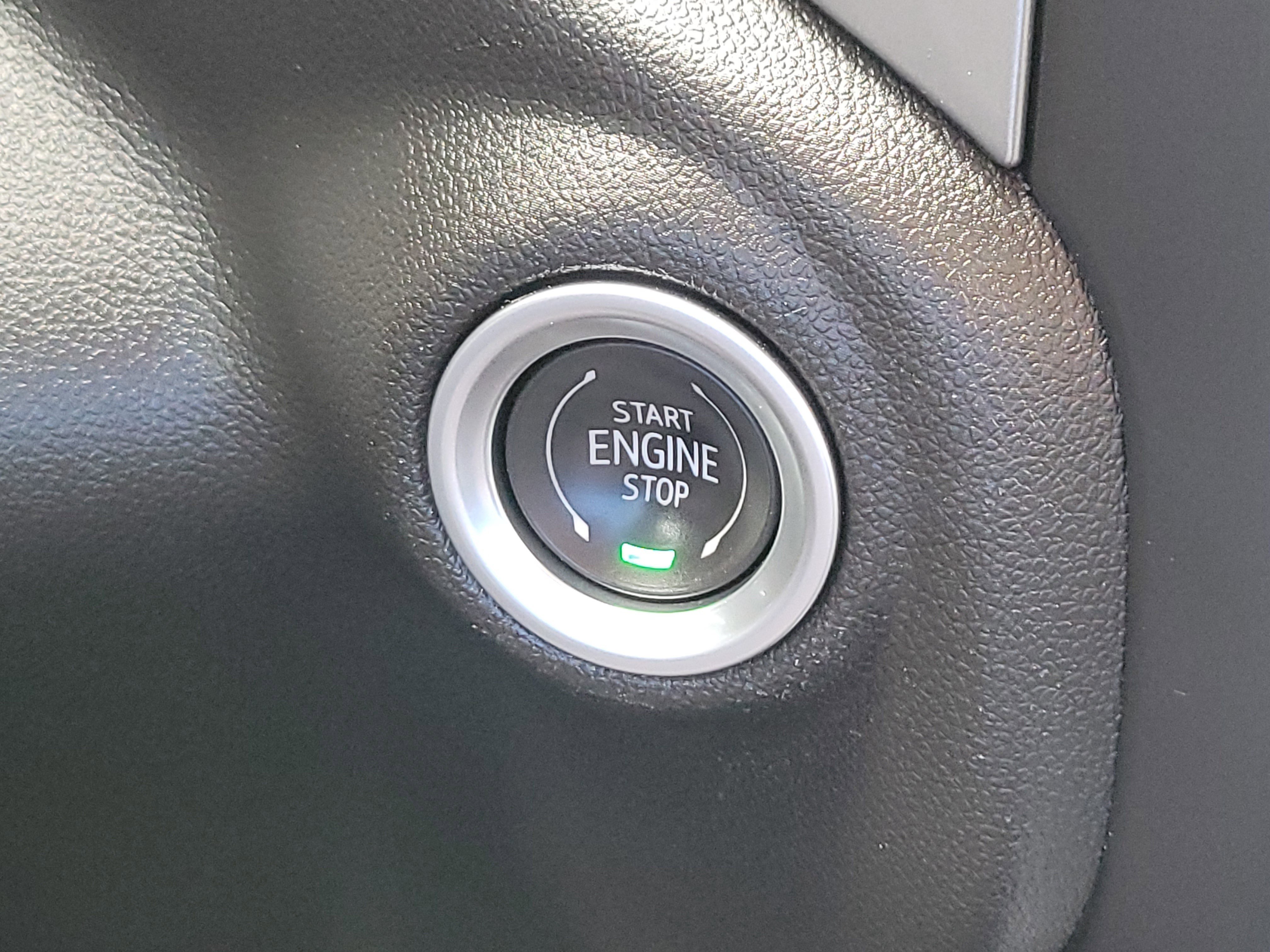 Used 2022 Chevrolet Silverado 2500 LTZ w/ LTZ Convenience Package image 22