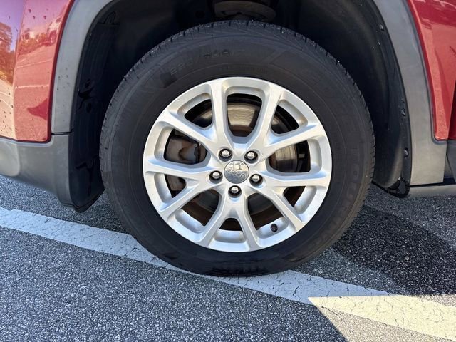 Used 2014 Jeep Cherokee Latitude image 31