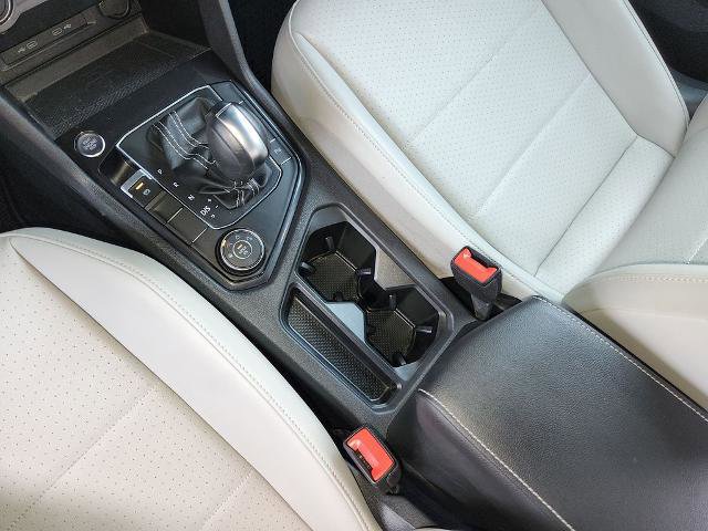 Used 2021 Volkswagen Tiguan SE R-Line w/ 3rd Row Seat Package AWD/4WD image 23