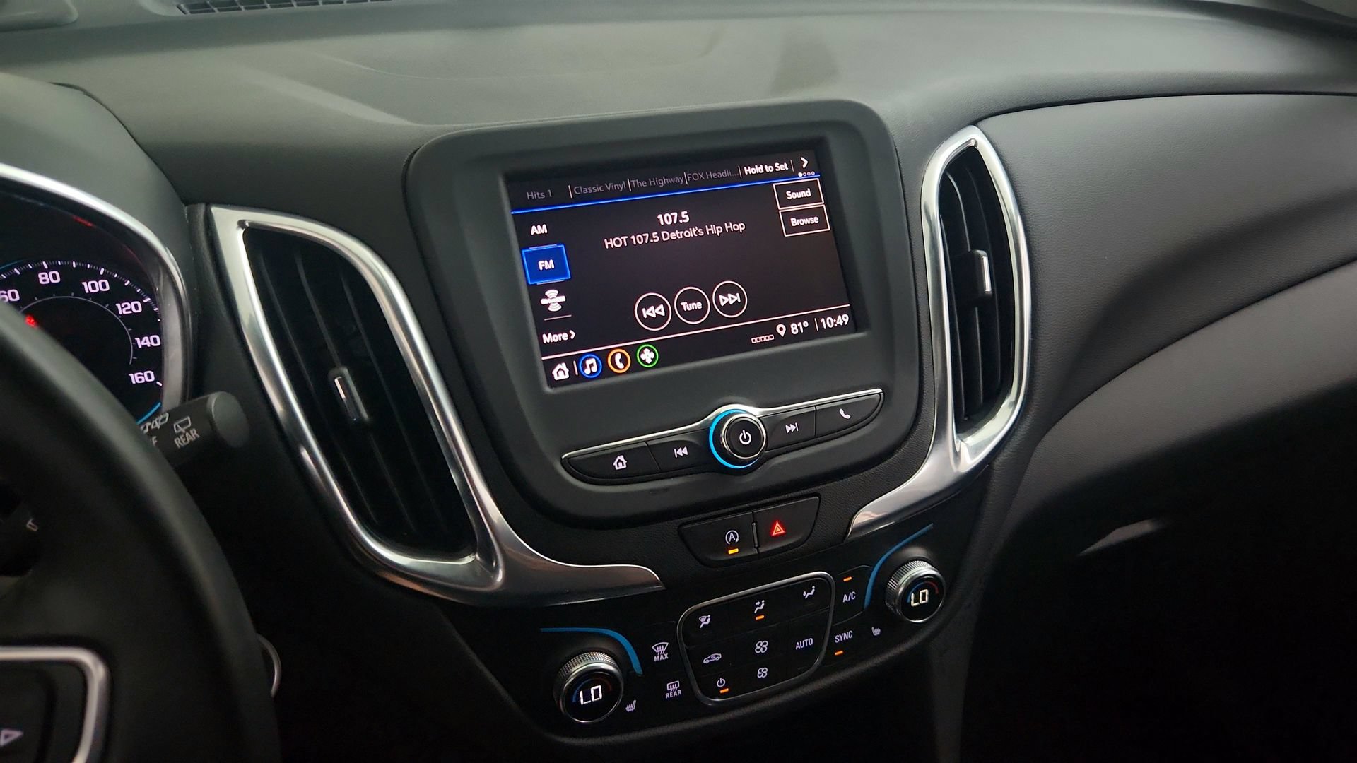 Certified 2023 Chevrolet Equinox LT FWD image 19