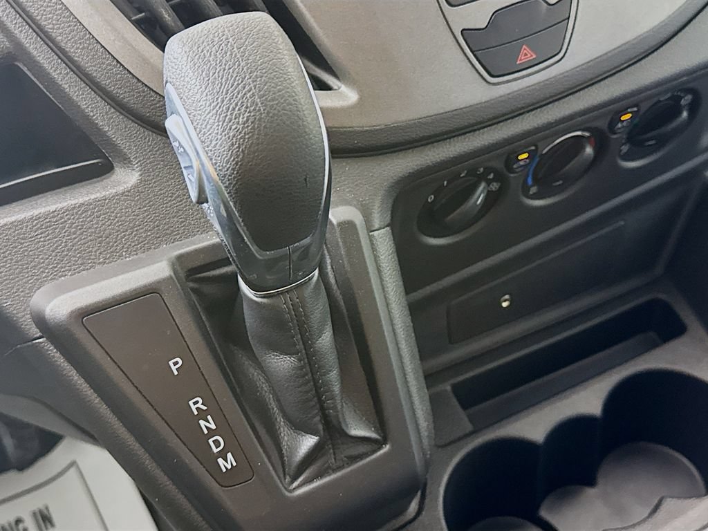 Used 2018 Ford Transit 150 XL RWD image 19