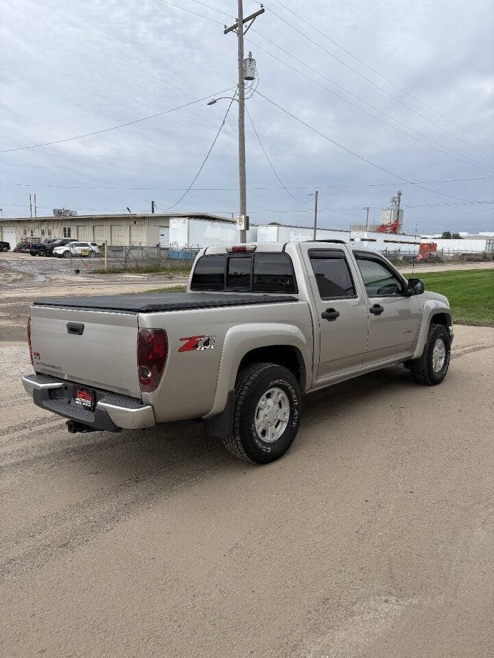 Used 2004 Chevrolet Colorado LS AWD/4WD image 4