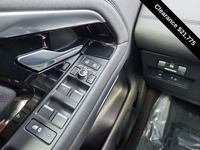 Used 2021 Land Rover Range Rover Evoque S image 32