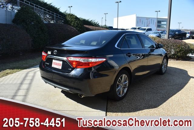 Used 2016 Toyota Camry SE image 10