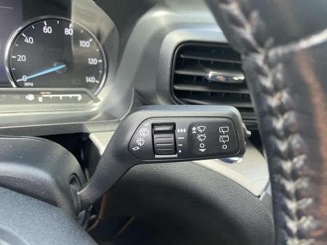 Used 2020 Ford Explorer XLT AWD/4WD image 34