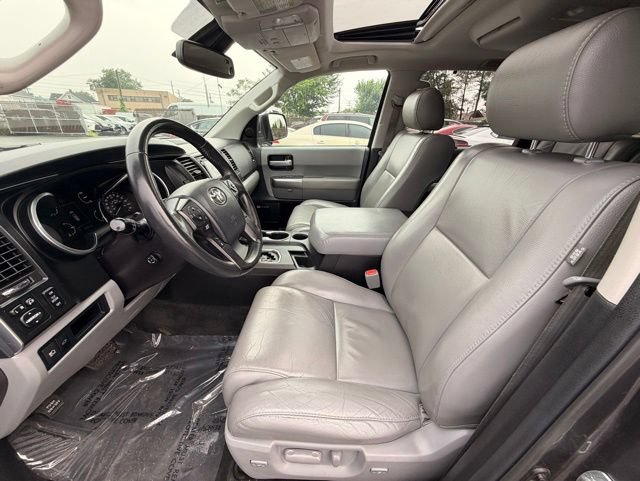 Used 2018 Toyota Sequoia Limited w/ Safety & Convenience Package AWD/4WD image 13