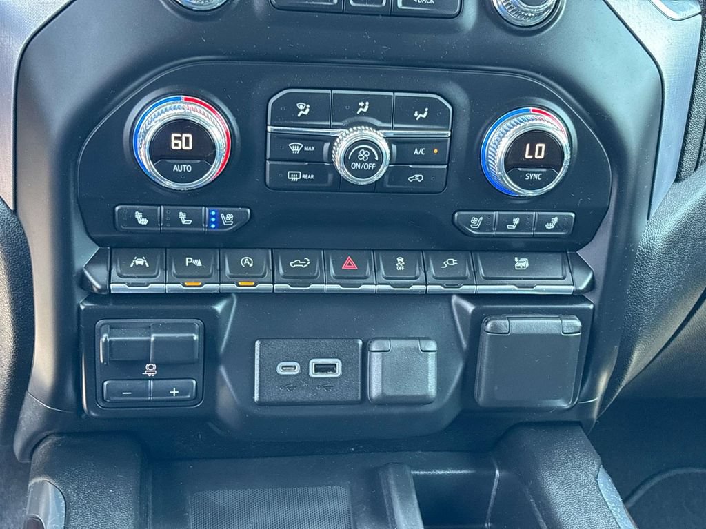 Used 2019 GMC Sierra 1500 SLT w/ SLT Premium Plus Package AWD/4WD image 30