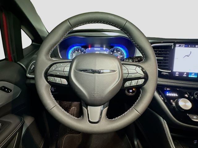 New 2026 Chrysler Pacifica Limited w/ S Appearance Package image 7