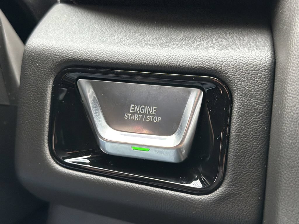 New 2026 GMC Yukon Denali w/ Advanced Technology Package RWD image 7