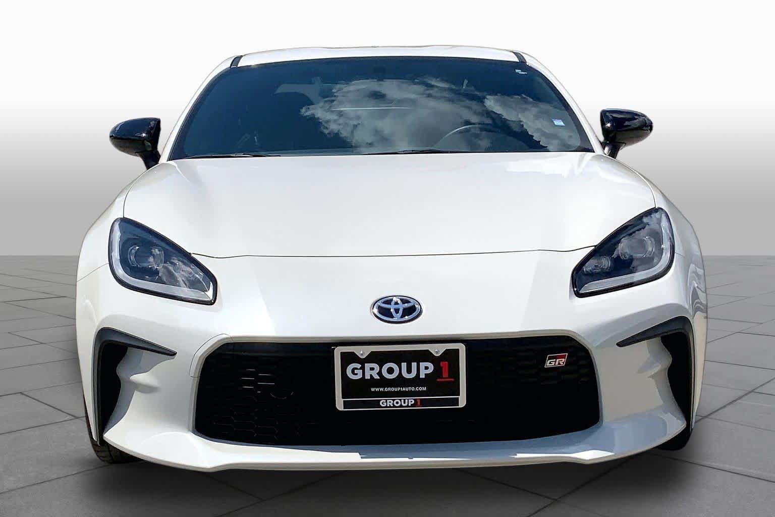 Used 2026 Toyota GR86 Premium RWD image 4