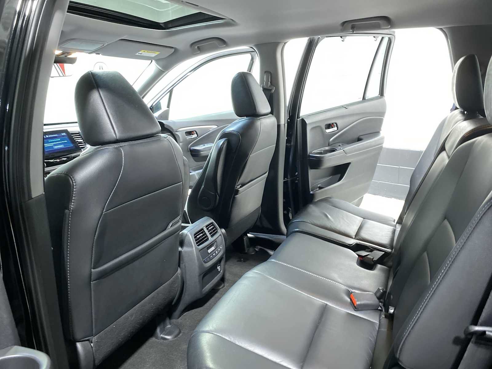 Used 2019 Honda Pilot EX-L image 12