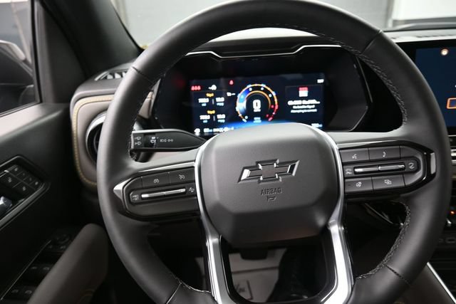 Used 2026 Chevrolet Colorado ZR2 AWD/4WD image 8
