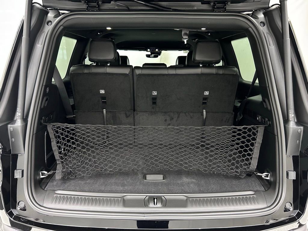 New 2026 Jeep Grand Wagoneer 4WD image 9