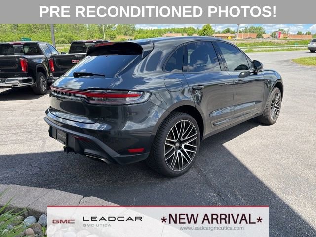 Used 2023 Porsche Macan Turbo AWD/4WD image 5