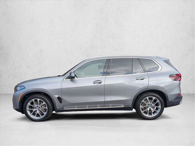 Used 2024 BMW X5 xDrive40i w/ Premium Package image 9