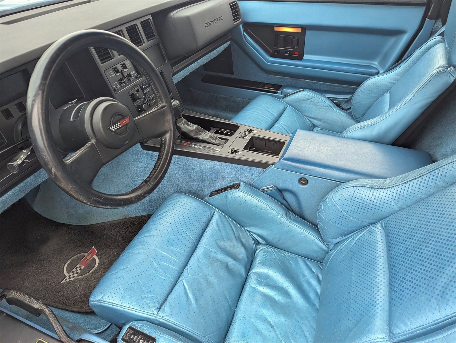 Used 1987 Chevrolet Corvette Convertible image 8