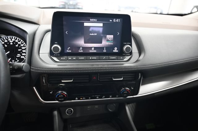 Used 2021 Nissan Rogue SV AWD/4WD image 15