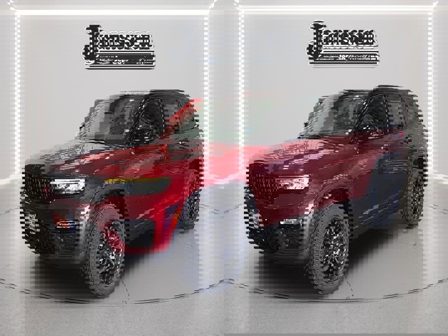 New 2025 Jeep Grand Cherokee Limited w/ Trailer Tow Package