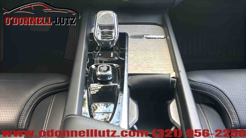 Used 2022 Volvo XC60 B6 Inscription w/ Advanced Package AWD/4WD image 31