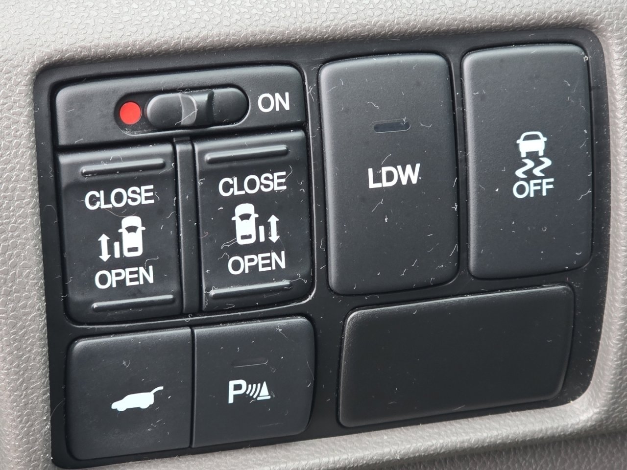 Used 2015 Honda Odyssey Touring Elite image 14