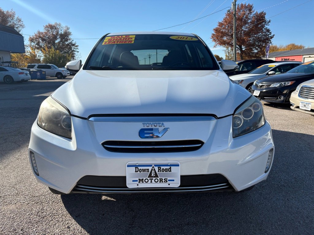 Used 2013 Toyota RAV4 EV FWD image 4