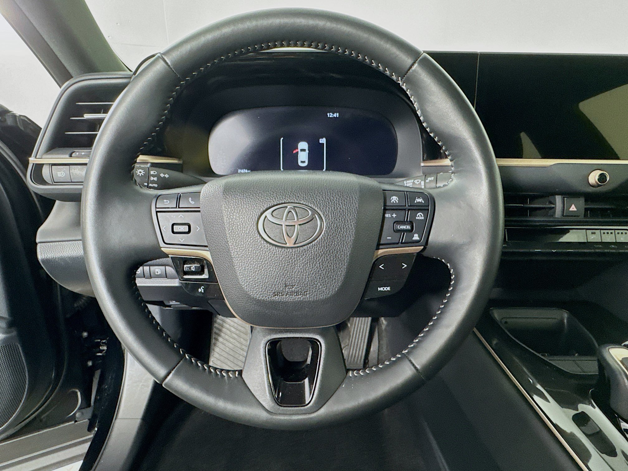 Certified 2026 Toyota Crown AWD/4WD image 11