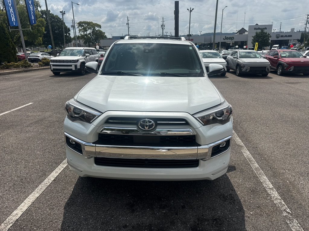Used 2024 Toyota 4Runner Limited AWD/4WD image 2