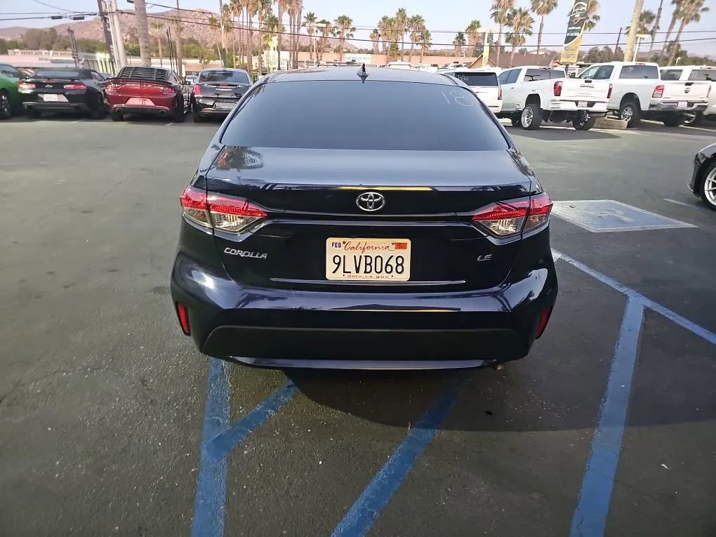 Used 2021 Toyota Corolla LE image 5