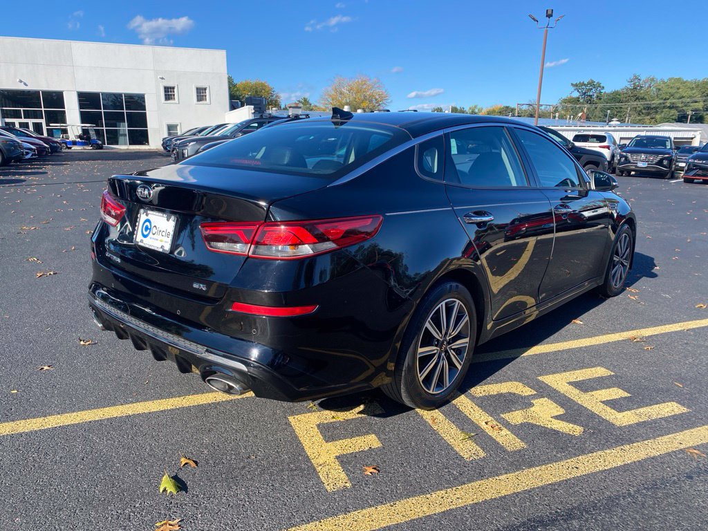 Used 2019 Kia Optima EX w/ EX Premium Package FWD image 4