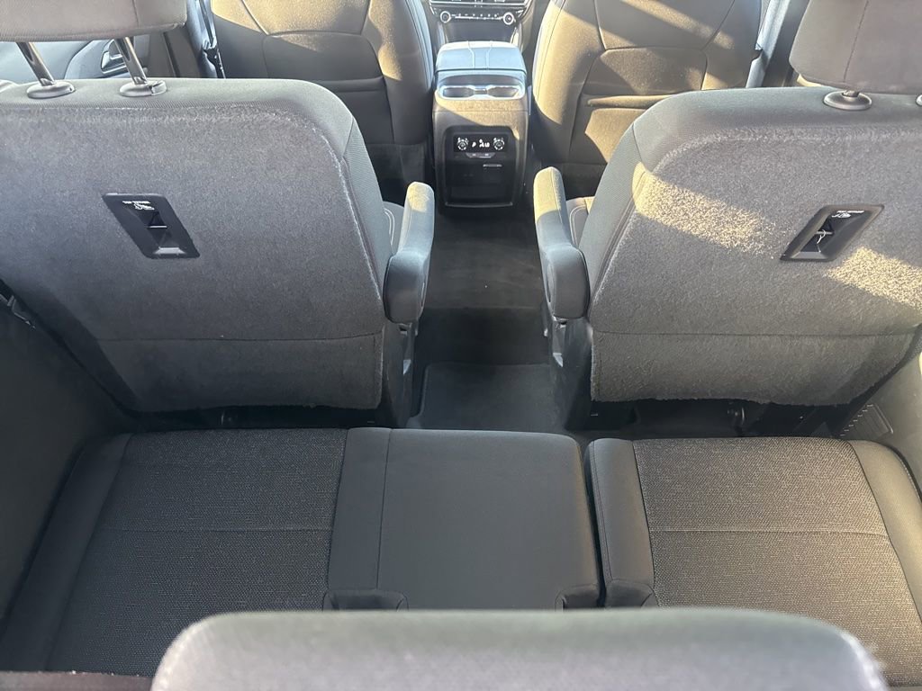 Certified 2024 Chevrolet Traverse LT image 33
