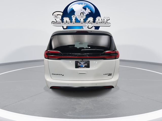New 2026 Chrysler Pacifica Limited w/ S Appearance Package image 8