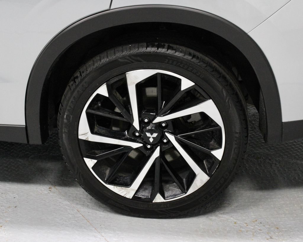 Used 2024 Mitsubishi Outlander SE AWD/4WD image 18
