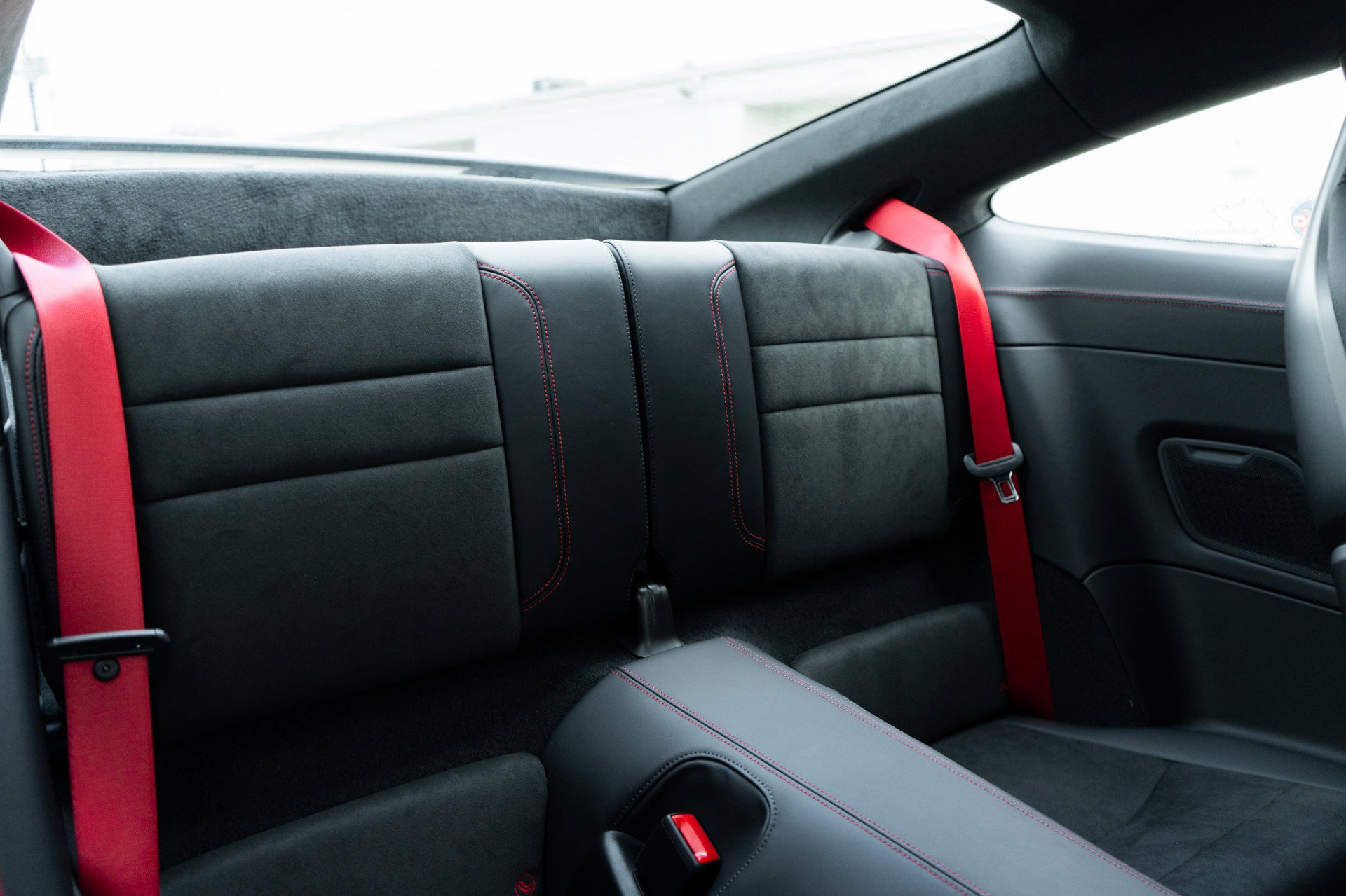 Used 2025 Porsche 911 Carrera 4 GTS image 24