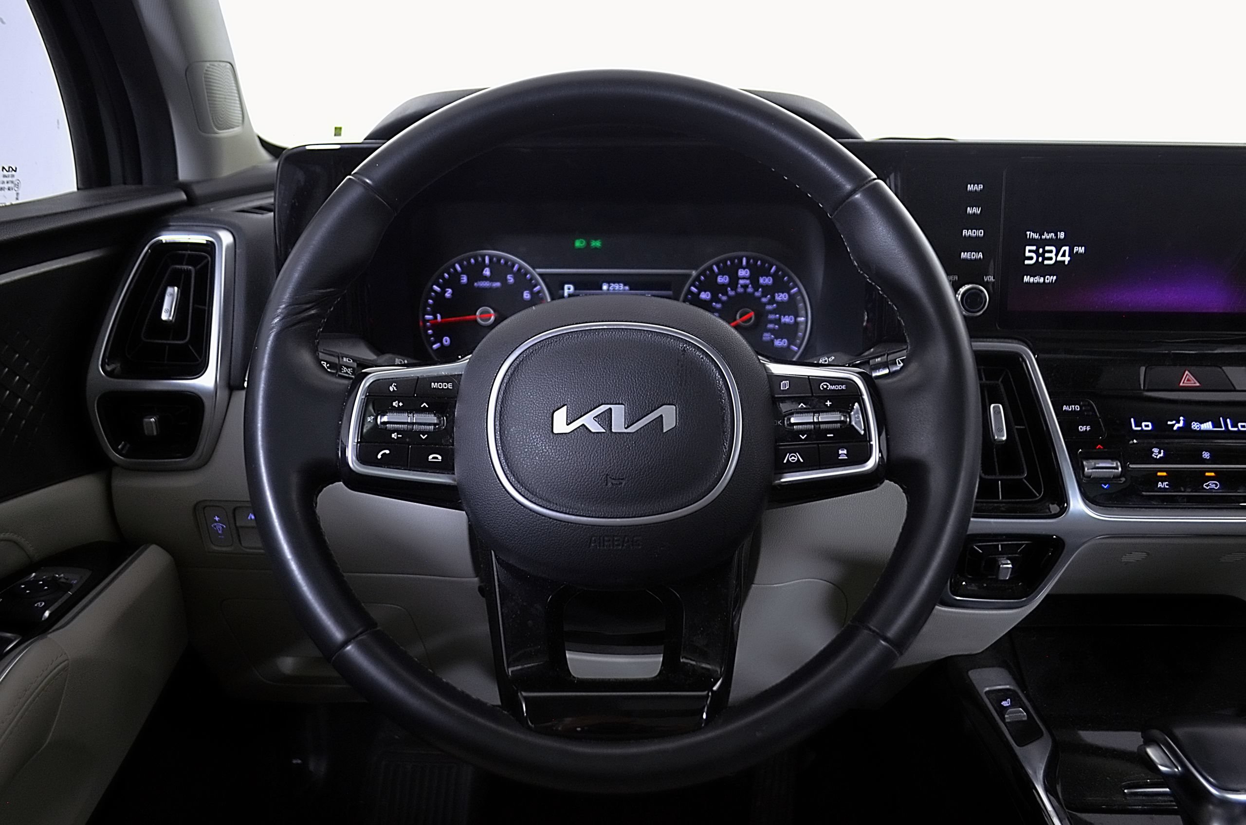 Used 2022 Kia Sorento SX AWD/4WD image 27