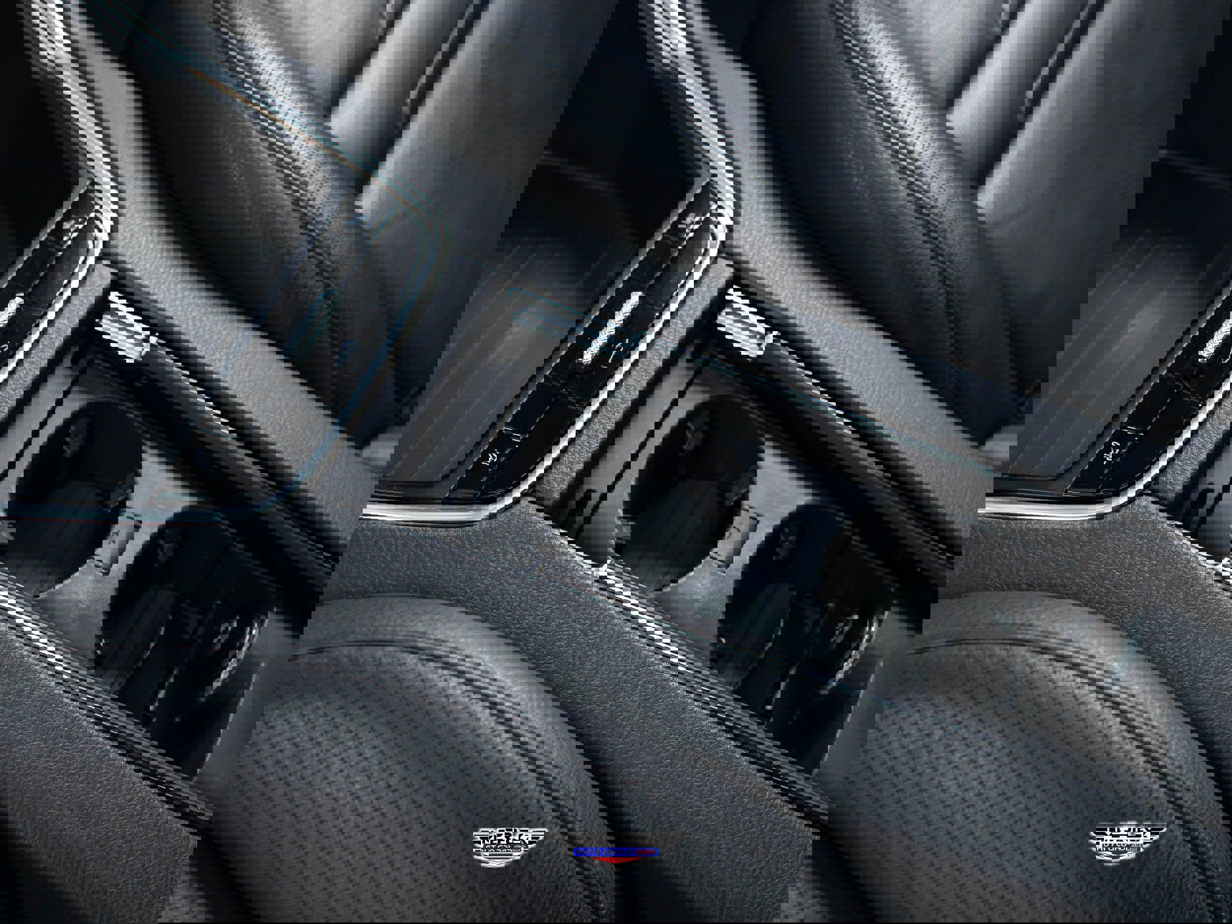 Used 2018 Porsche Panamera 4S image 22