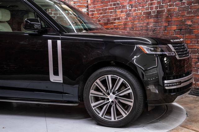 Used 2024 Land Rover Range Rover Long Wheelbase Autobiography AWD/4WD image 16