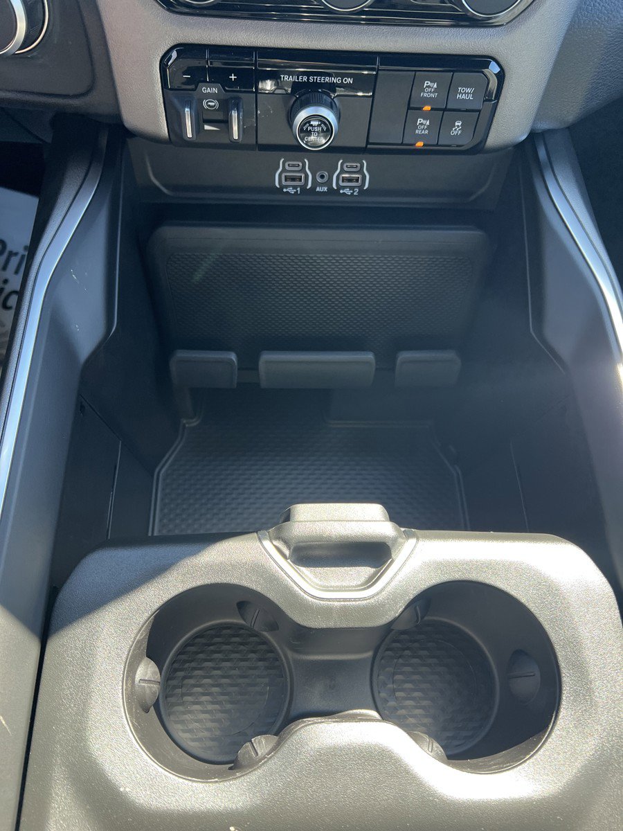 New 2026 RAM 1500 Express image 22