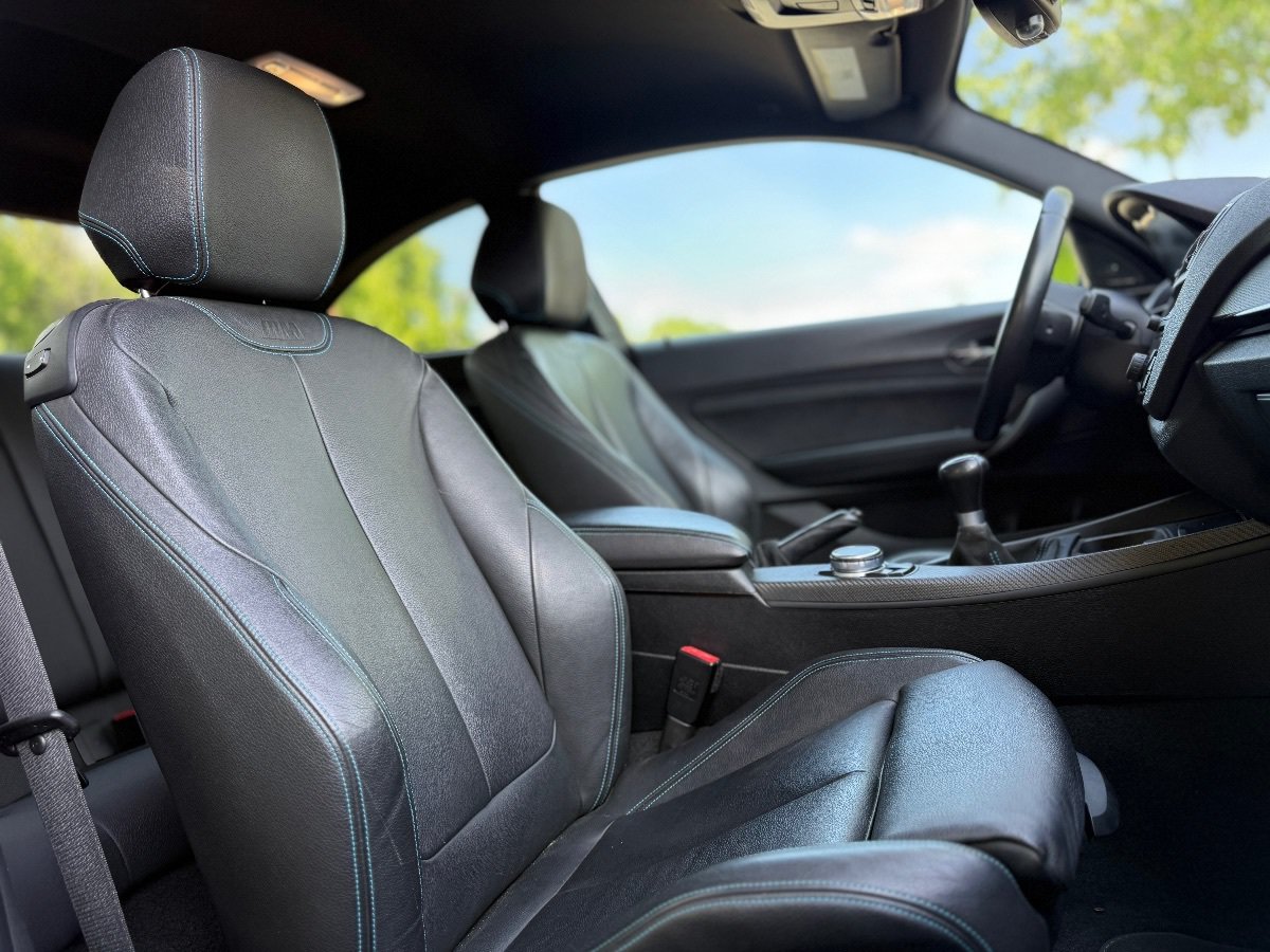 Used 2017 BMW M2 RWD image 15