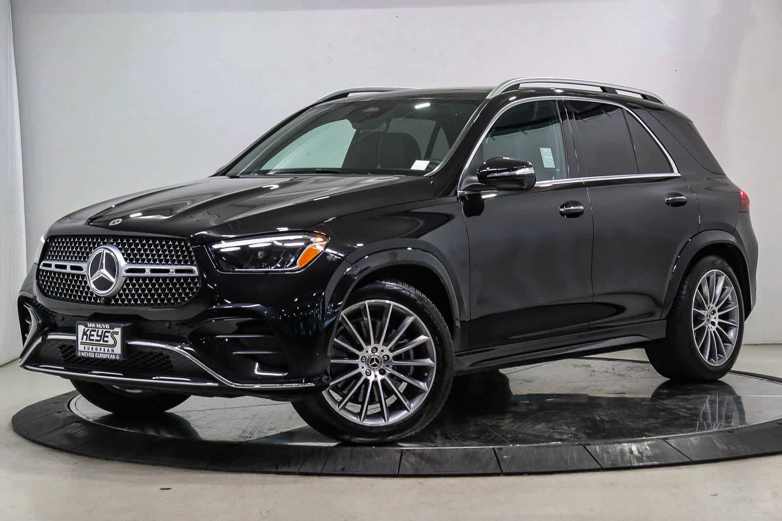 Certified 2026 Mercedes-Benz GLE 580 4MATIC image 1